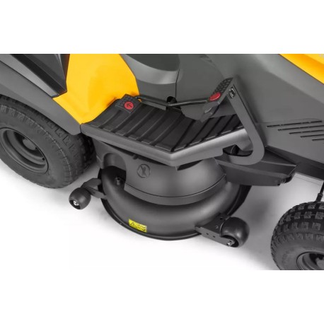 STIGA Traktor ogrodowy Estate 9102 W